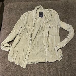 American Eagle camo green button up shirt